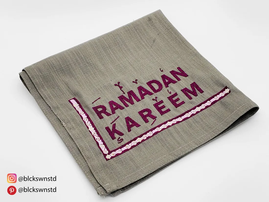 Ramadan Kareem Napkin: embroidered napkin set of 4 by BlackSwan